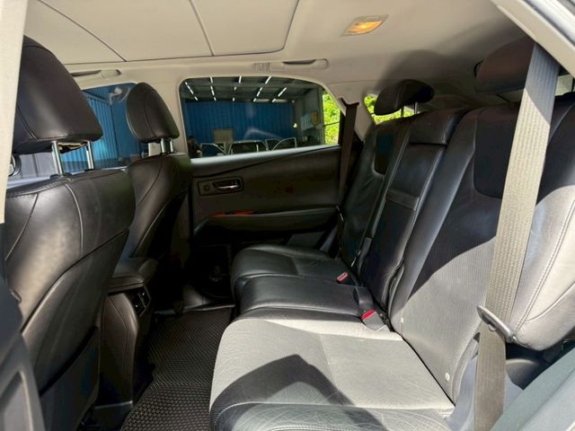 Lexus RX  第7張相片