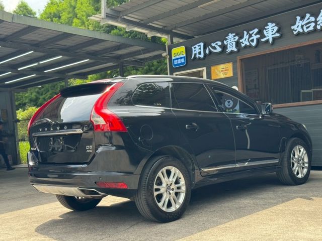 Volvo XC60  第8張相片