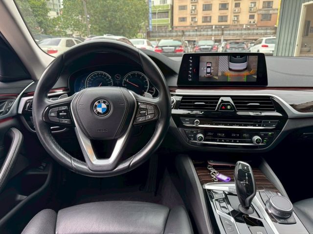 BMW/ 寶馬 530i  第4張相片