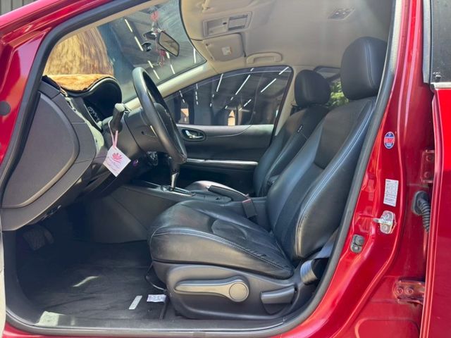 Nissan Tiida  第2張相片