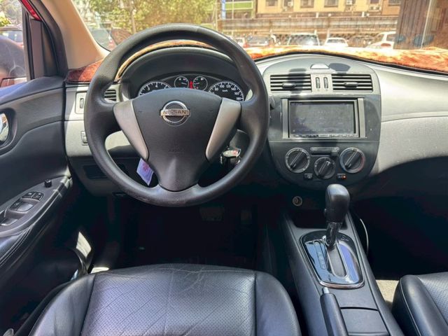 Nissan Tiida  第4張相片