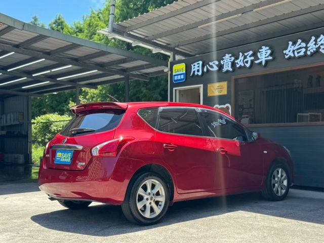 Nissan Tiida  第8張相片