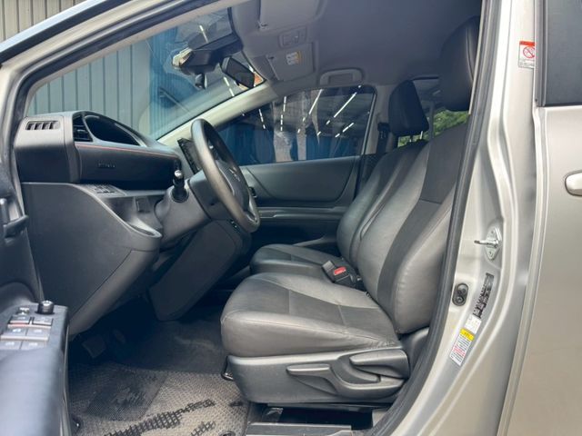 Toyota SIENTA  第2張相片