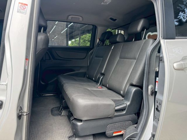 Toyota SIENTA  第3張相片