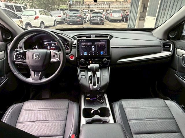 Honda CR-V  第8張相片