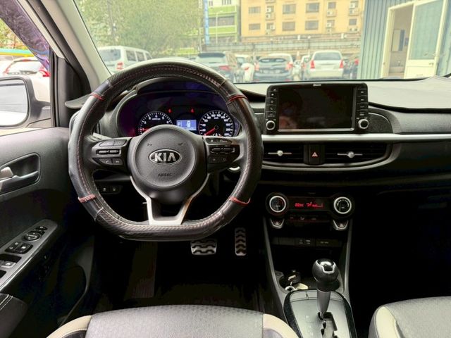 Kia Picanto  第1張相片