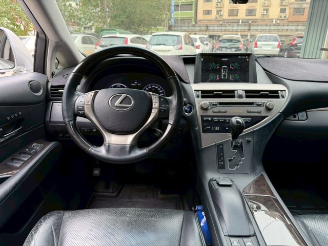 Lexus RX  第1張相片