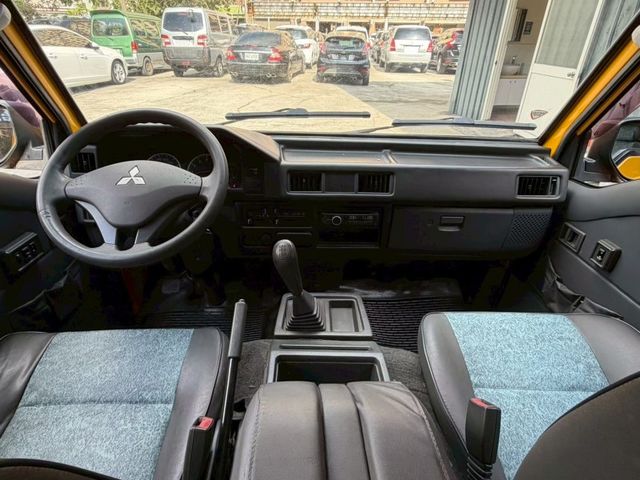 Mitsubishi Delica  第3張相片