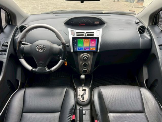 Toyota Yaris  第8張相片