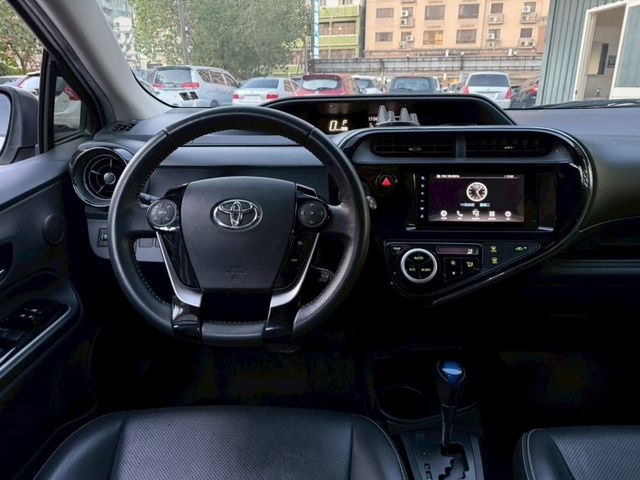 Toyota Prius  第1張相片
