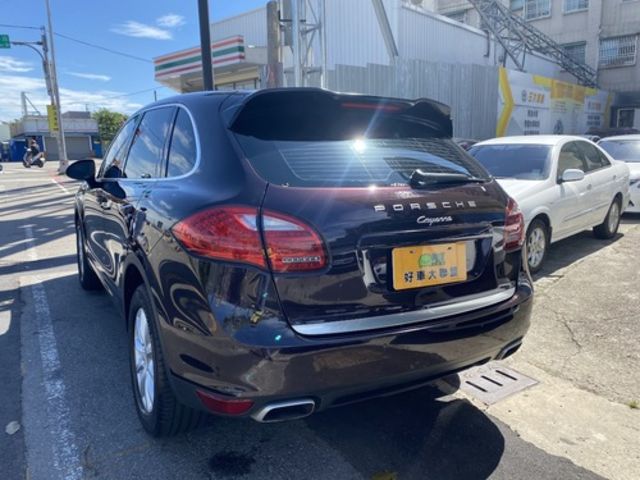 PORSCHE保時捷 CAYENNE  第2張相片