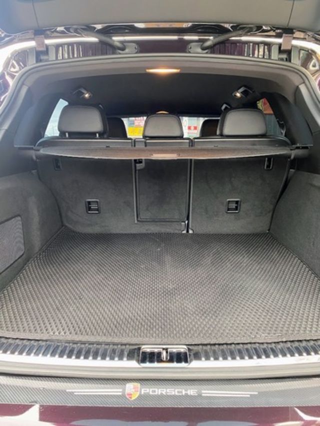 PORSCHE保時捷 CAYENNE  第17張相片