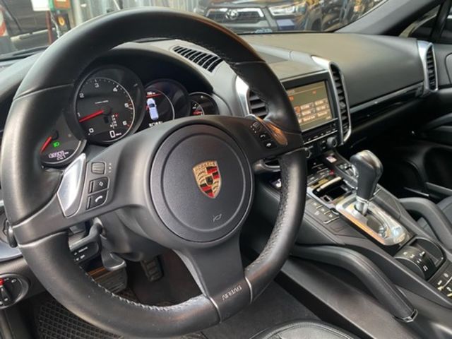 PORSCHE保時捷 CAYENNE  第19張相片