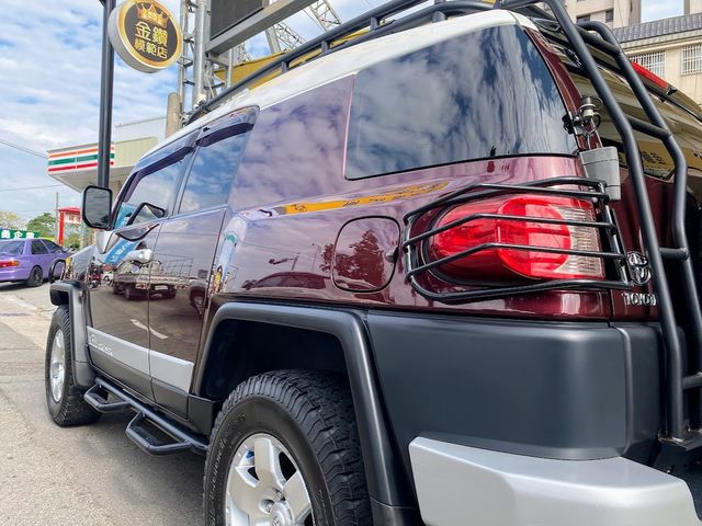 TOYOTA豐田 FJ CRUISER  第2張相片