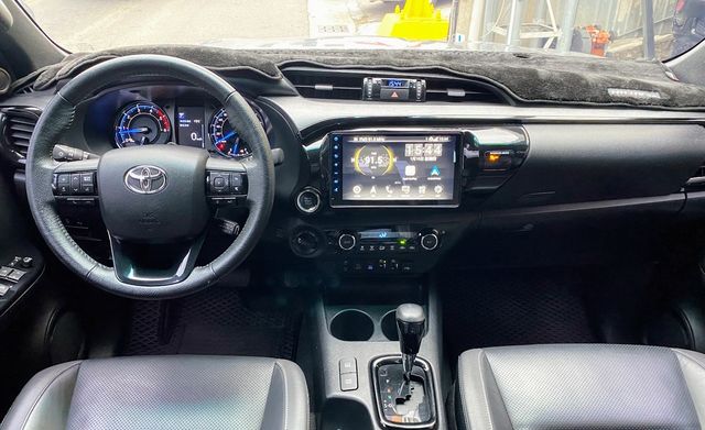 TOYOTA豐田 HILUX  第5張相片