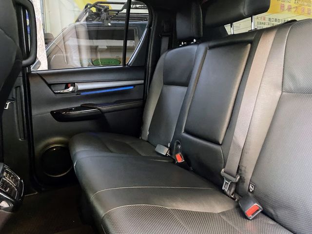 TOYOTA豐田 HILUX  第15張相片