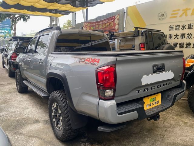 TOYOTA豐田 TACOMA  第3張相片