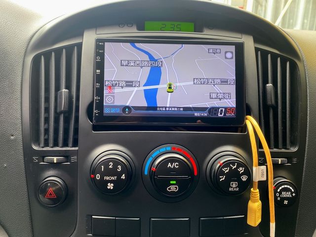HYUNDAI現代 STAREX  第7張相片