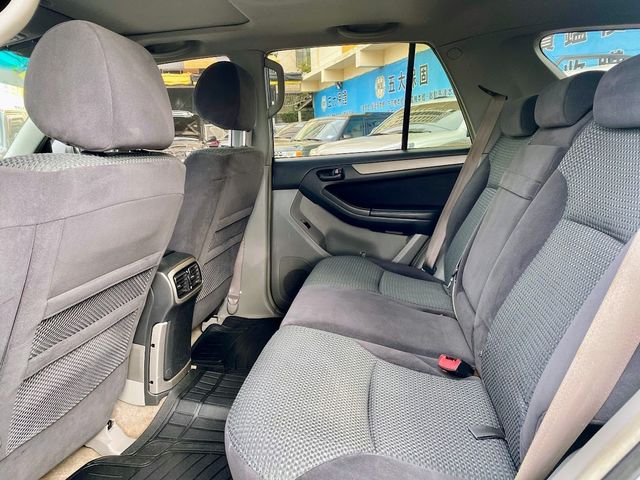 TOYOTA豐田 4RUNNER  第10張相片