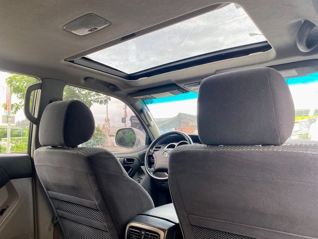 TOYOTA豐田 4RUNNER  第13張相片