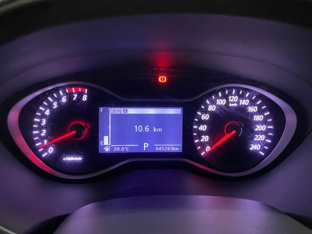 MITSUBISHI三菱 GRAND LANCER  第9張相片
