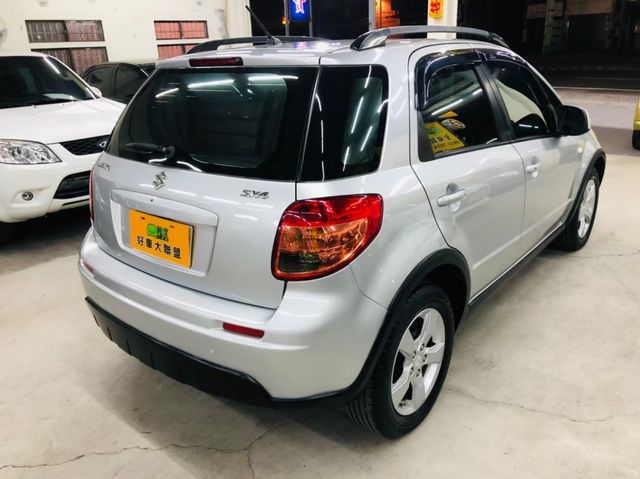 SUZUKI鈴木 SX4  第2張相片