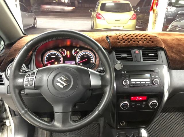 SUZUKI鈴木 SX4  第5張相片