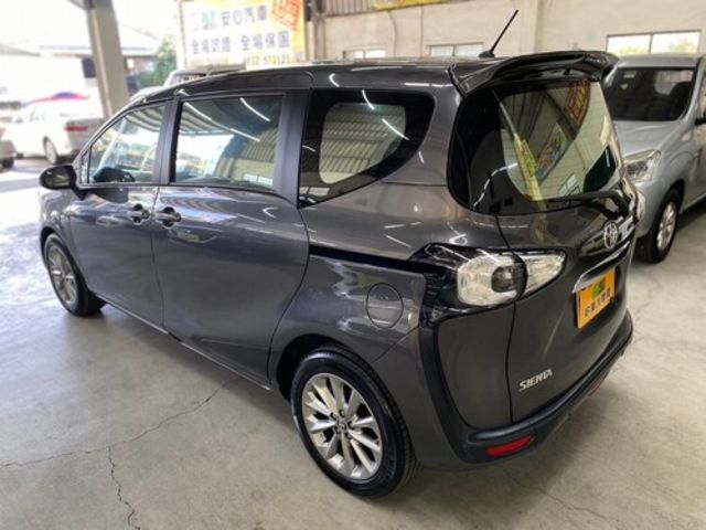 TOYOTA豐田 SIENTA  第8張相片
