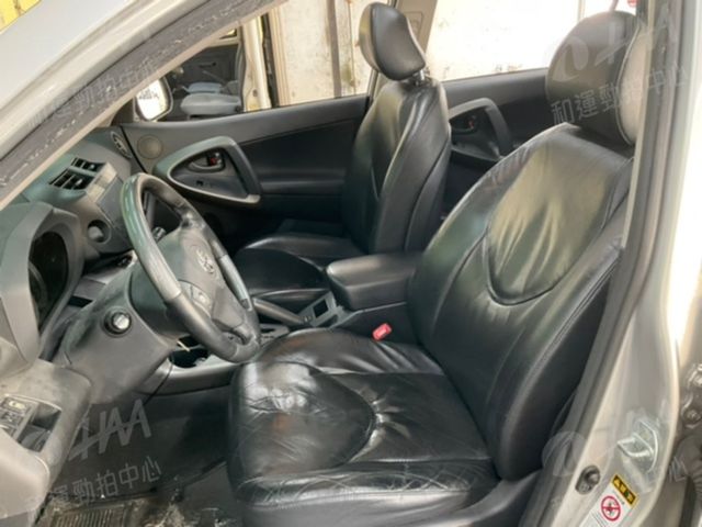 TOYOTA豐田 RAV4  第4張相片