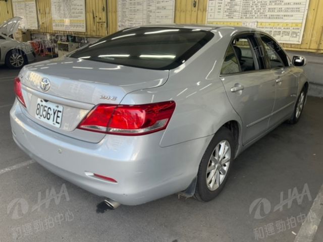 TOYOTA豐田 CAMRY  第2張相片