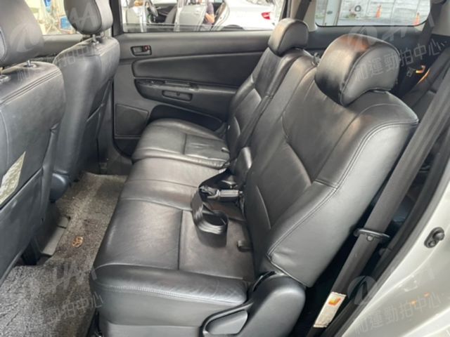 TOYOTA豐田 WISH  第5張相片