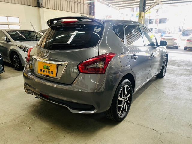 NISSAN日產 TIIDA  第2張相片