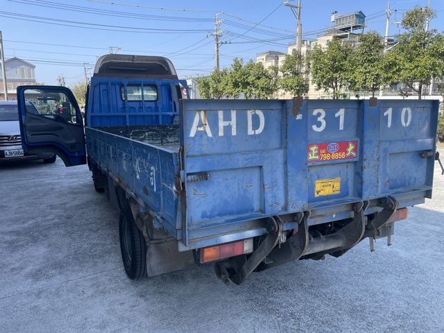MITSUBISHI三菱 CANTER  第2張相片