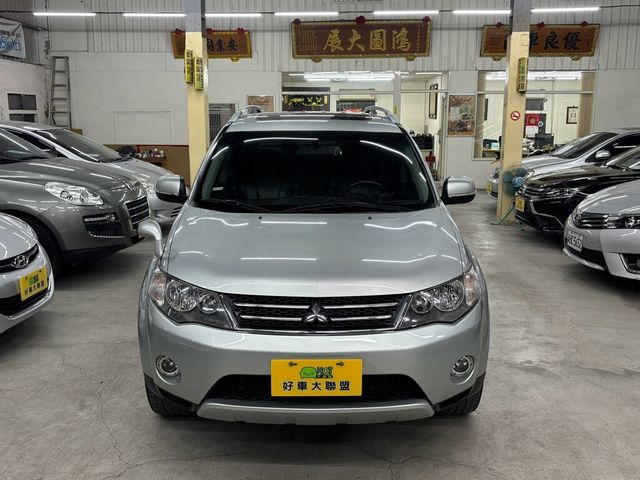 MITSUBISHI三菱 OUTLANDER  第3張相片