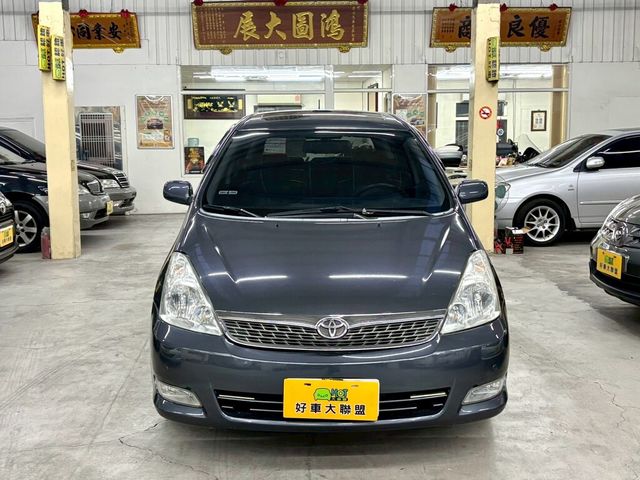 TOYOTA豐田 WISH  第3張相片