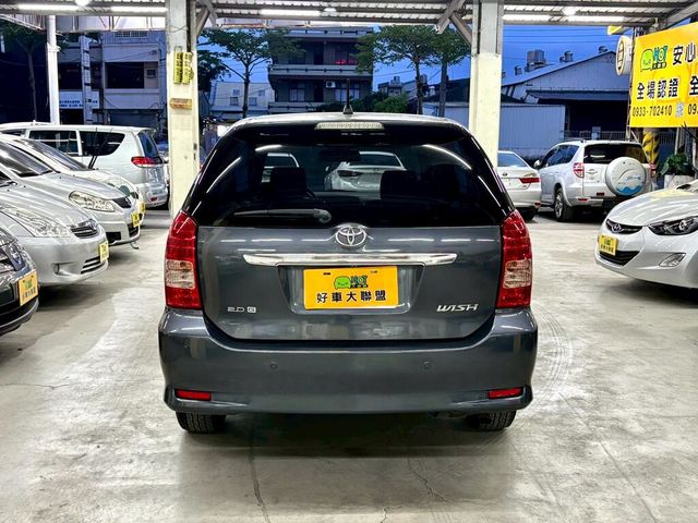 TOYOTA豐田 WISH  第4張相片