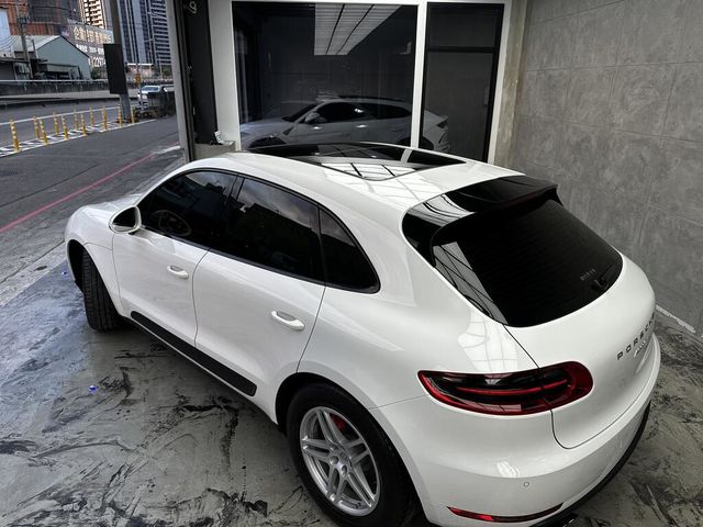 PORSCHE保時捷 MACAN  第2張相片