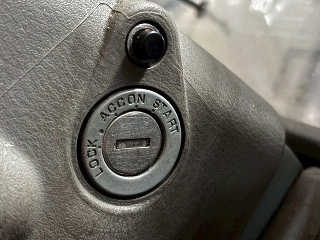 MITSUBISHI三菱 CANTER  第10張相片