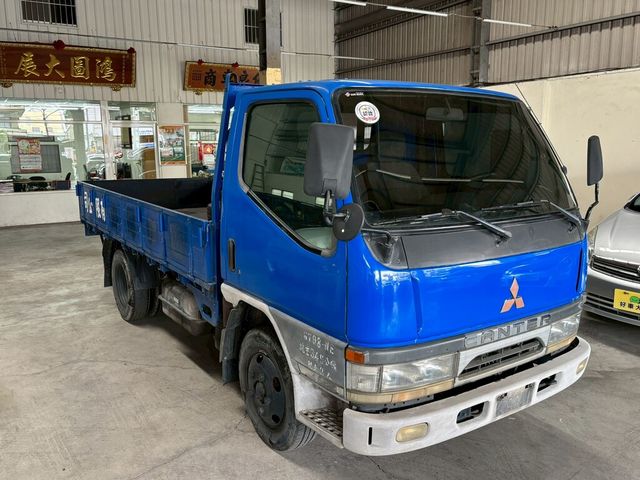 MITSUBISHI三菱 CANTER  第19張相片