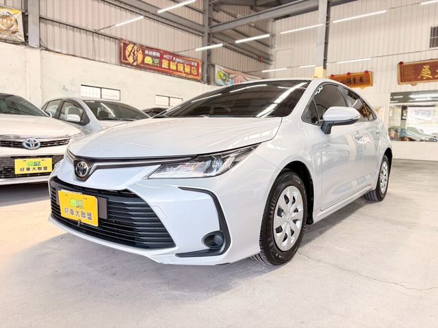 TOYOTA豐田 ALTIS  第1張相片