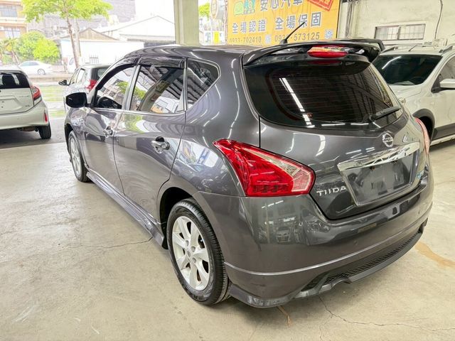 NISSAN日產 TIIDA  第8張相片