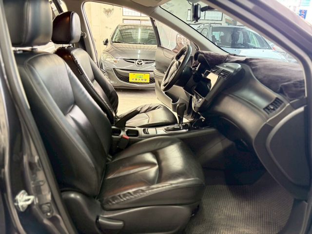 NISSAN日產 TIIDA  第12張相片
