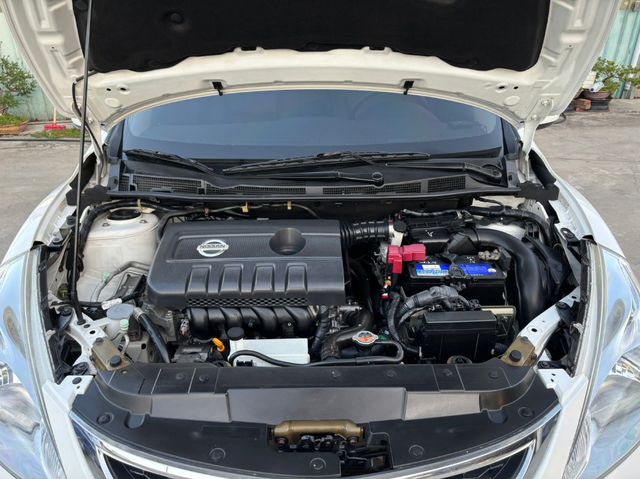 NISSAN日產 TIIDA  第6張相片