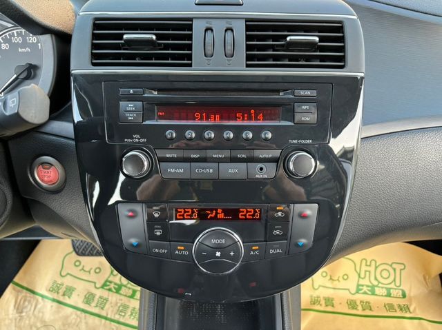 NISSAN日產 TIIDA  第20張相片