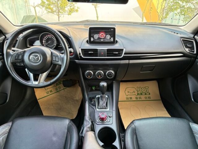 MAZDA馬自達 MAZDA 3  第5張相片