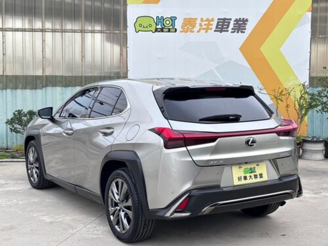 LEXUS凌志 UX200  第10張相片