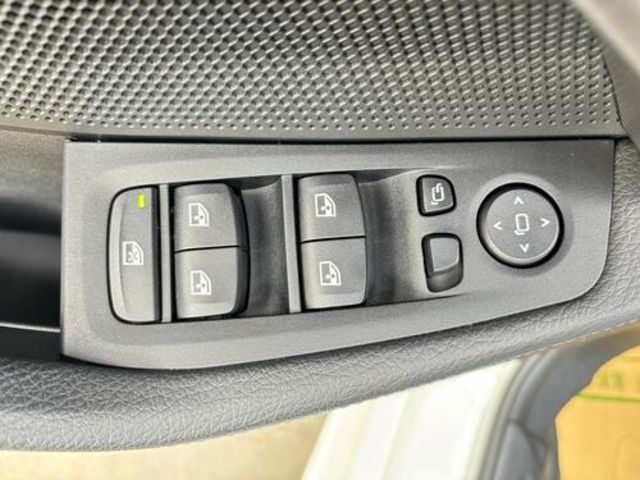 BMW寶馬 118I  第19張相片