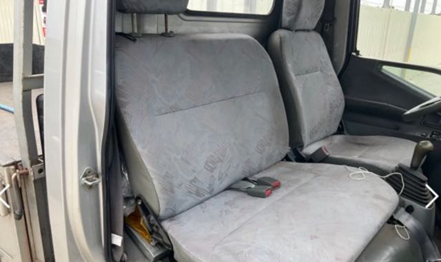 MITSUBISHI三菱 CANTER  第6張相片