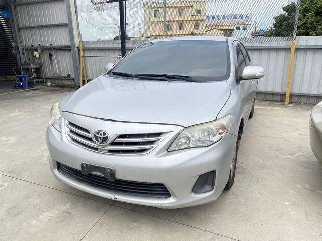TOYOTA豐田 ALTIS  第3張相片
