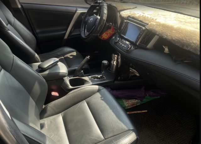TOYOTA豐田 RAV4  第5張相片